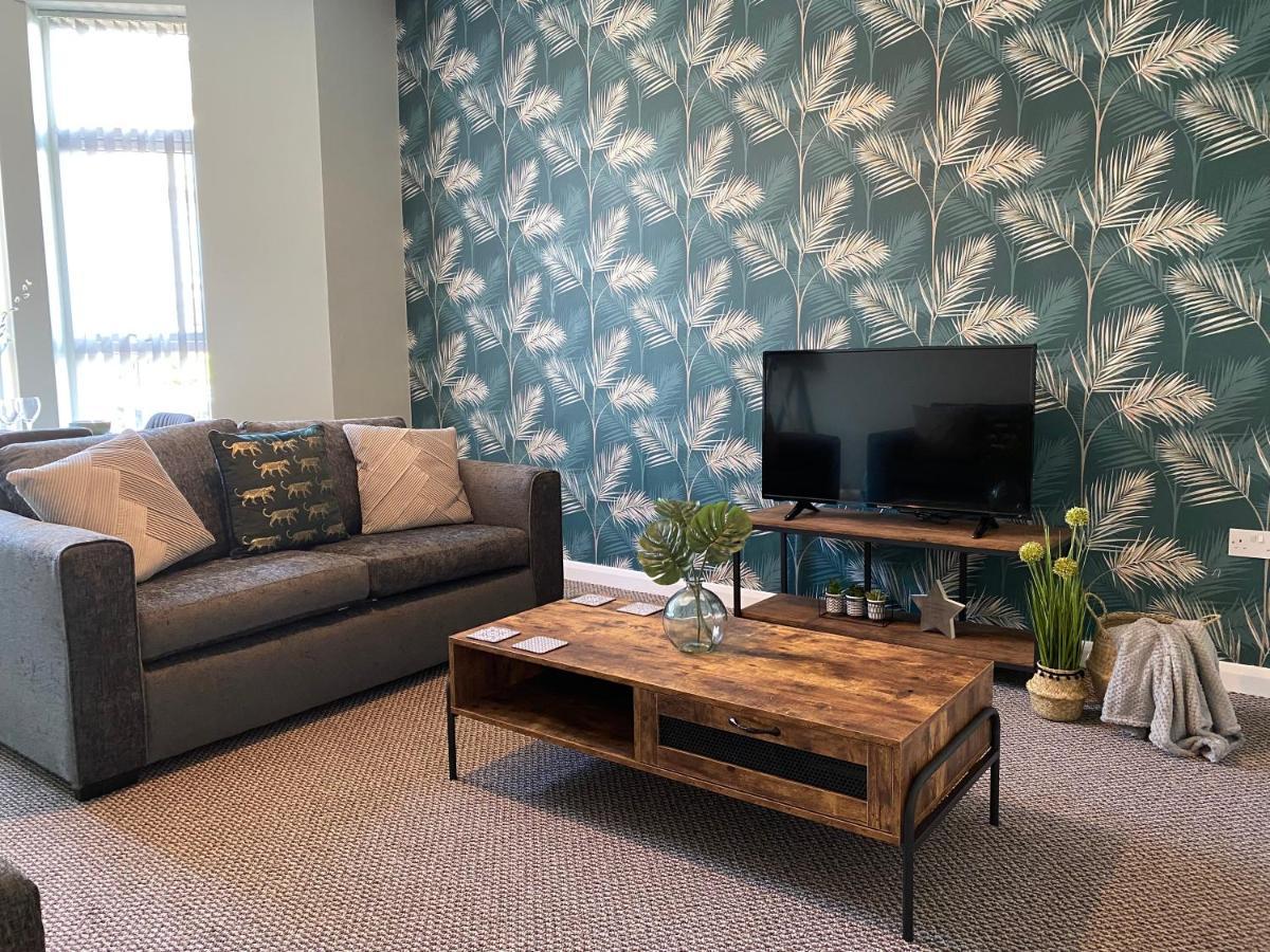 Blackpool Sleepover Apartment 1 Free Parking Sleeps 6 Экстерьер фото