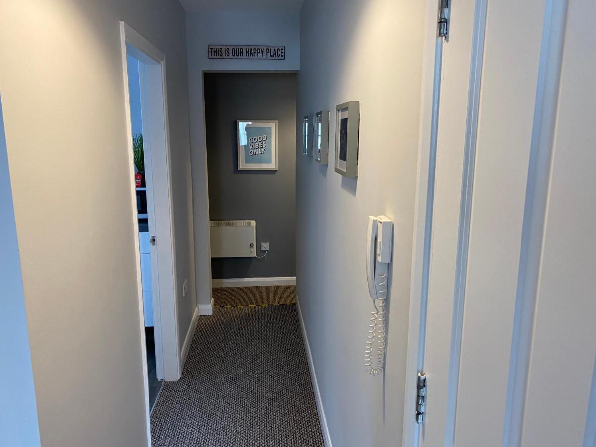 Blackpool Sleepover Apartment 1 Free Parking Sleeps 6 Экстерьер фото